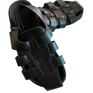 ZARA Kids Black Leather Fisherman Sandals
Size: EU 30 (approx. US Kids 12)
